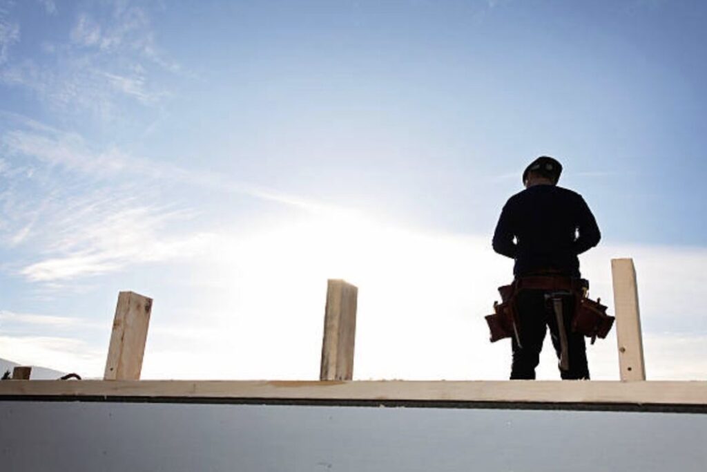 Hiring a Commercial Roofing Contractor